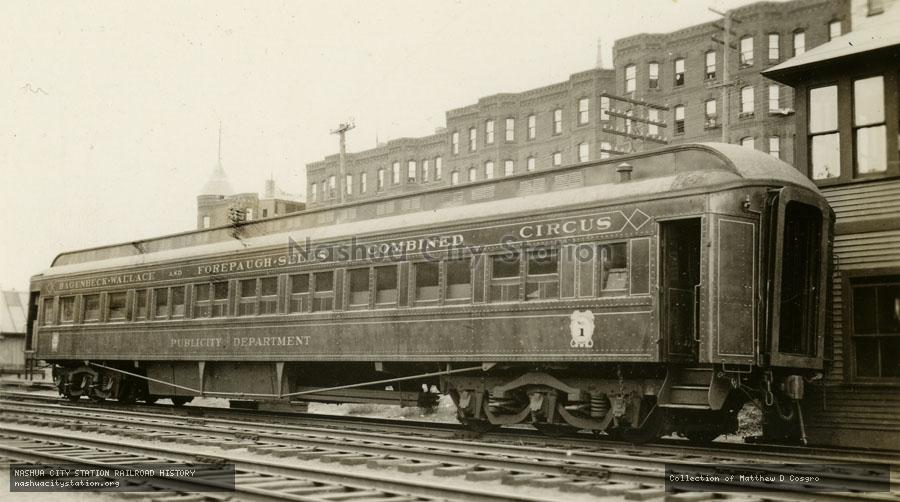 Postcard: Hagenbeck-Wallace and Forepaugh-Sells Combined Circus publicity car at Holyoke, Massachusetts